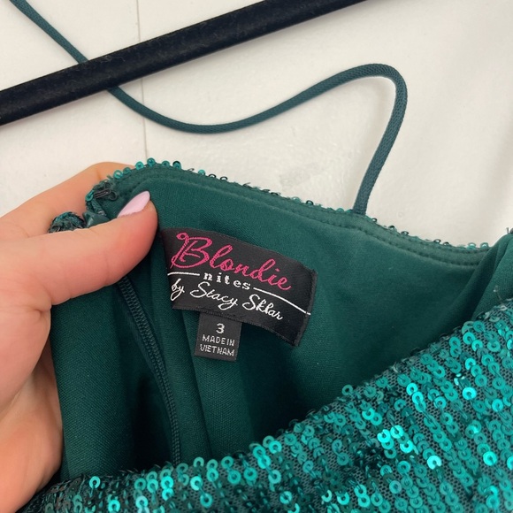 BLONDIE Green Sparkle Mini Dress - Picture 3 of 4